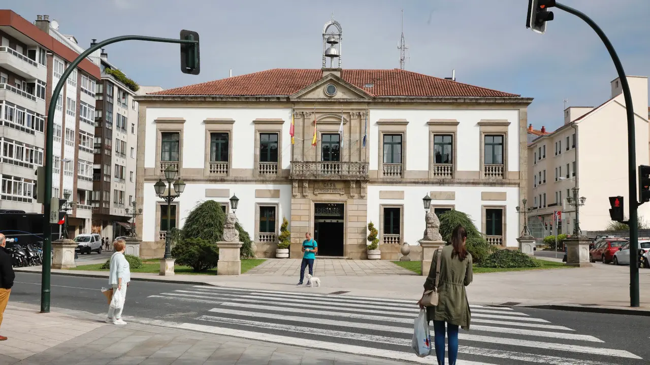 Vilagarcía invertirá 48.400 euros en renovar la pista deportiva de O Piñeiriño